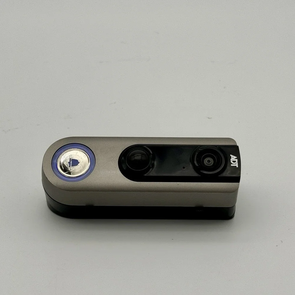 ADT DBC835-V2 Wireless HD Video Doorbell Camera w/ Mount Plate Tested Working